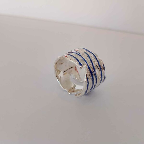 anello a fascia in argento 925 con smalto blu modello katy - immagine 4